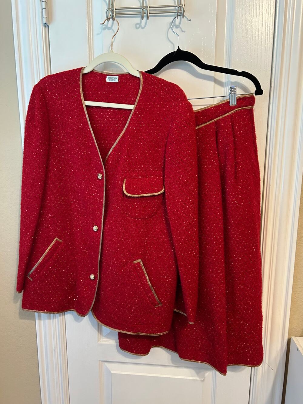Geoffrey Beene Sz M Red & Gold Vintage Suit Union Made